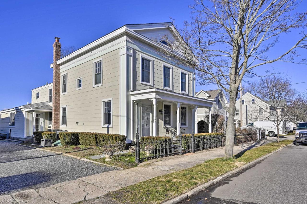 Bright Apartment - Half Mi To Greenport Harbor! Extérieur photo